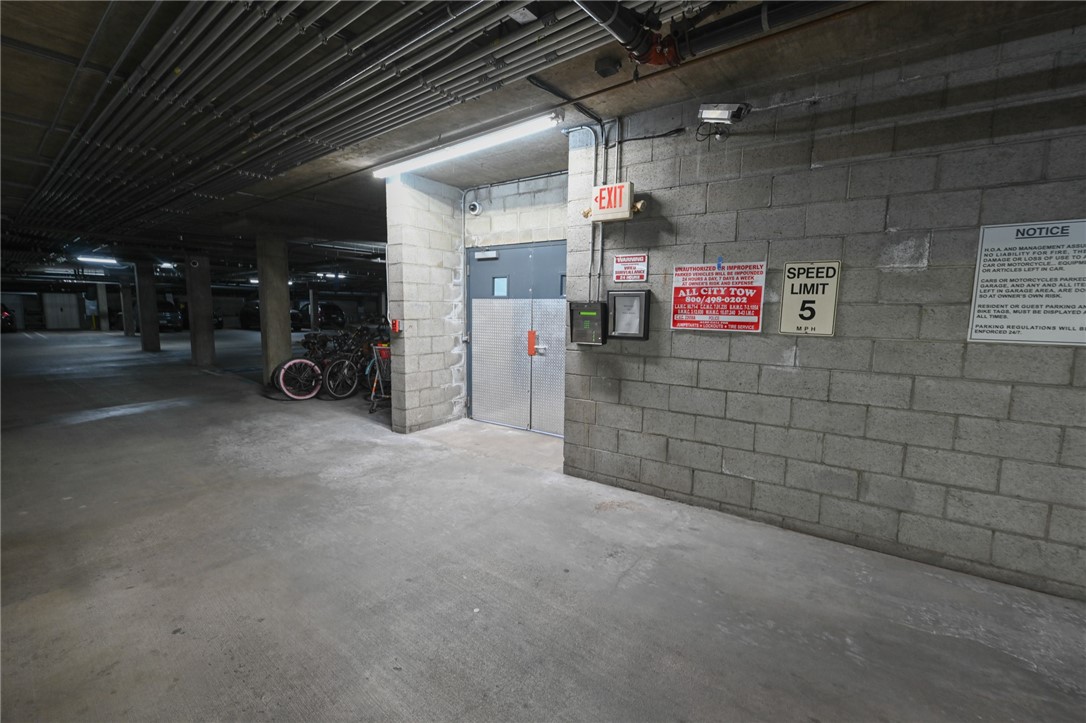 615 Hampton DR Unit: C103