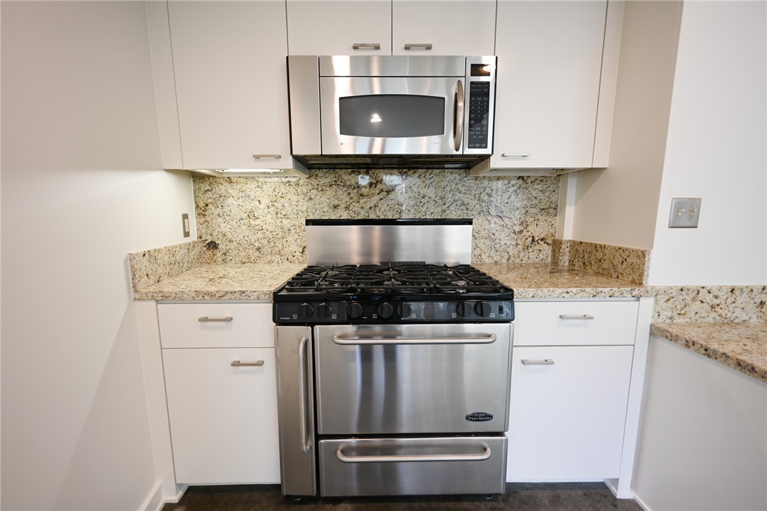615 Hampton DR Unit: C103
