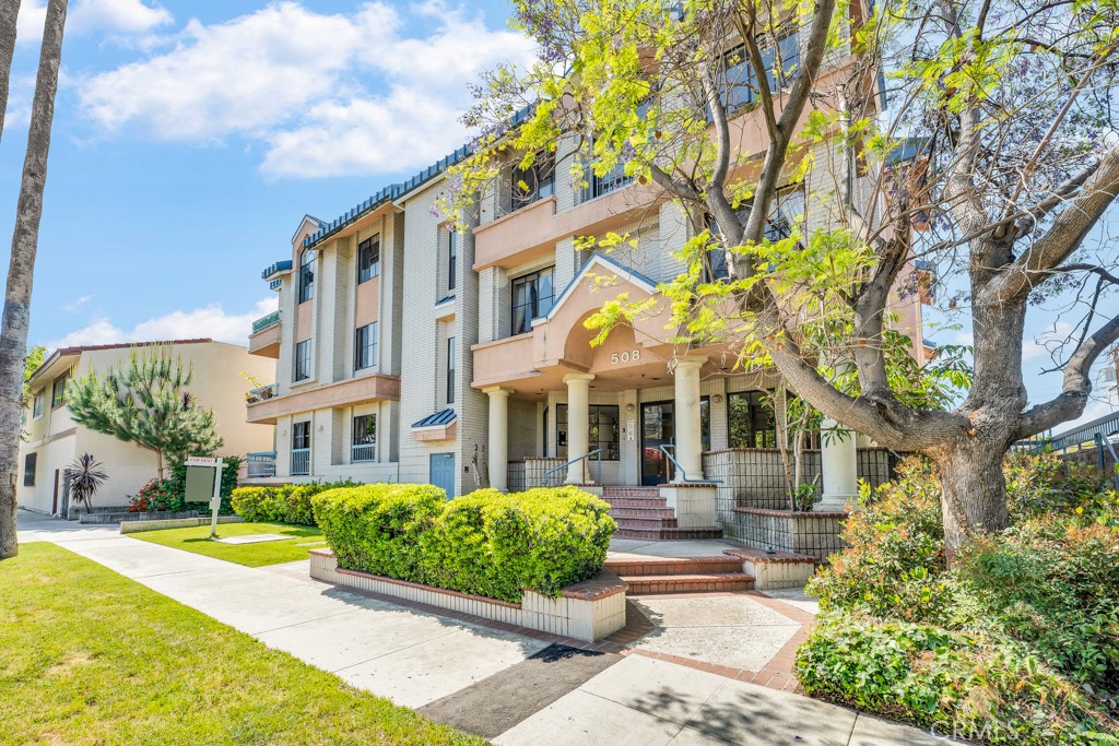 508 Glenwood Road Unit: 306