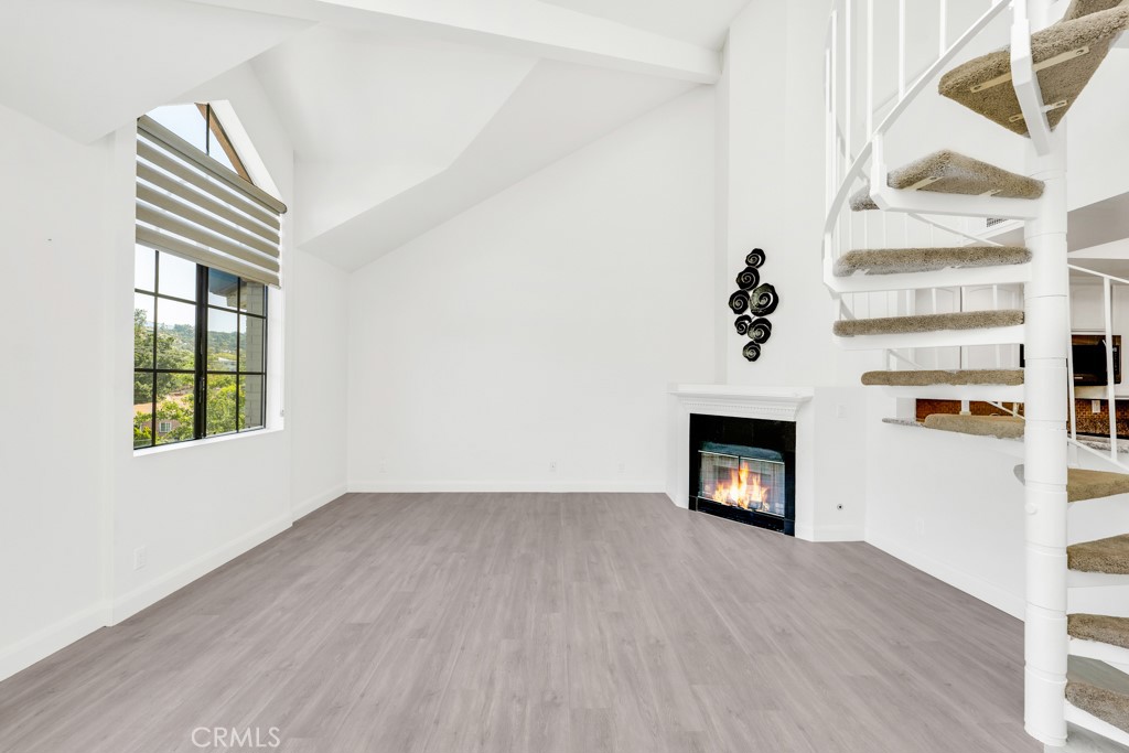 508 Glenwood Road Unit: 306
