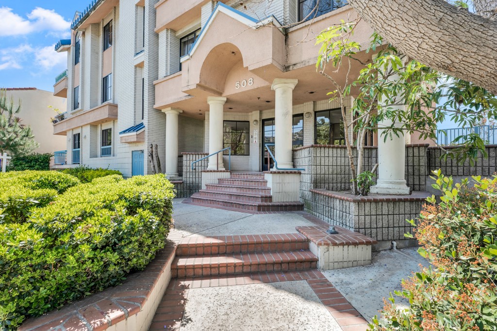 508 Glenwood Road Unit: 306