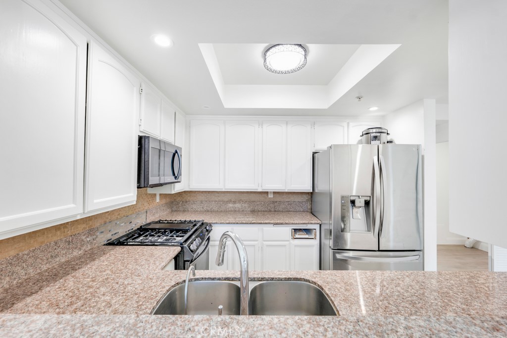 508 Glenwood Road Unit: 306