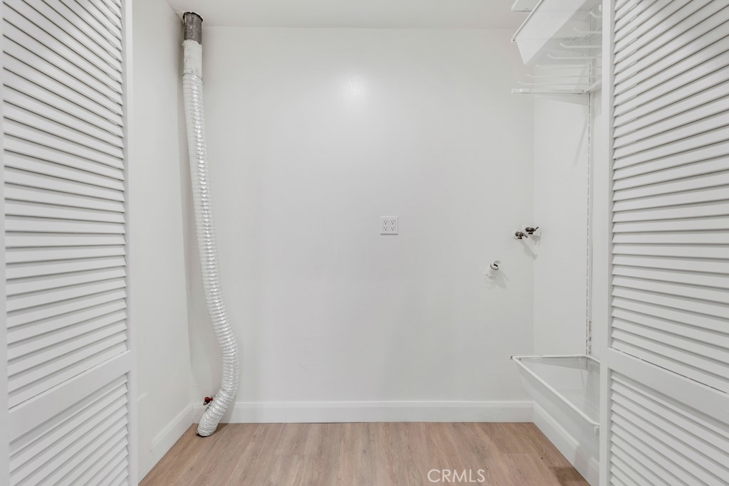 508 Glenwood Road Unit: 306