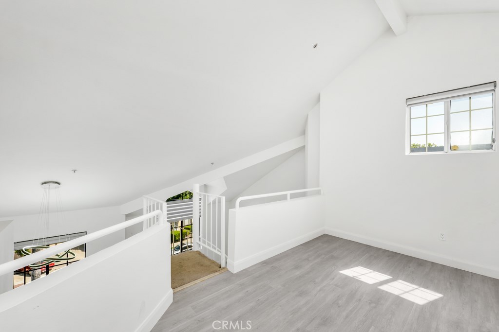 508 Glenwood Road Unit: 306