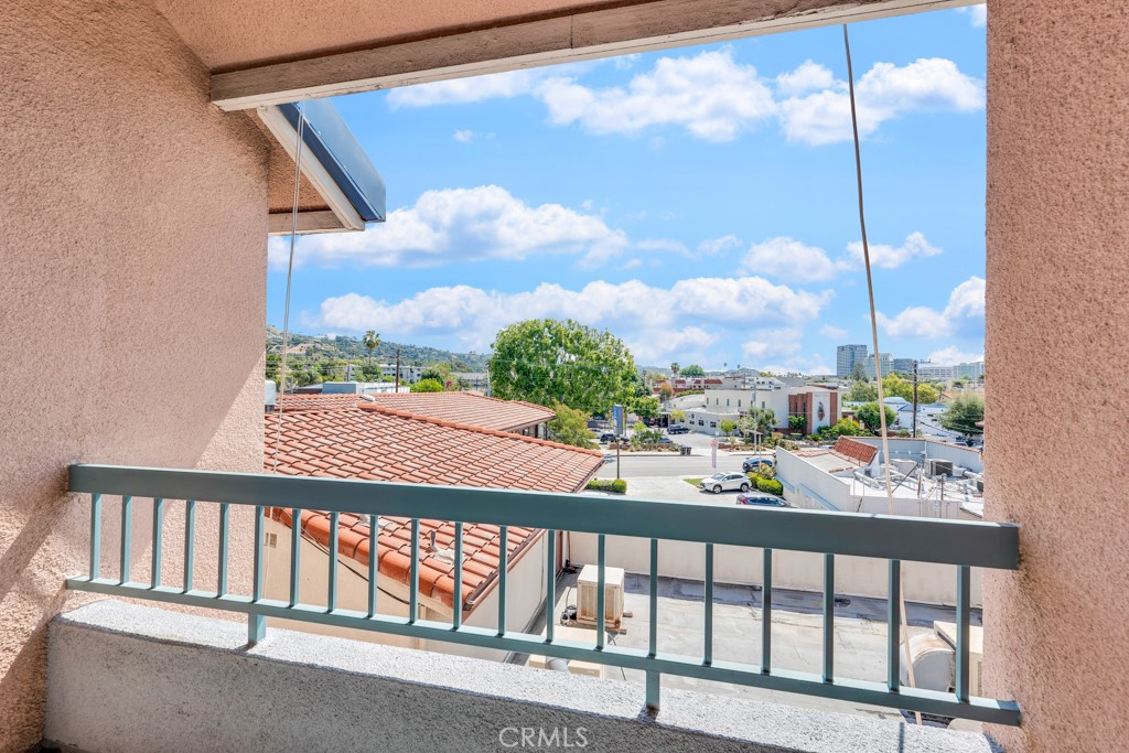 508 Glenwood Road Unit: 306