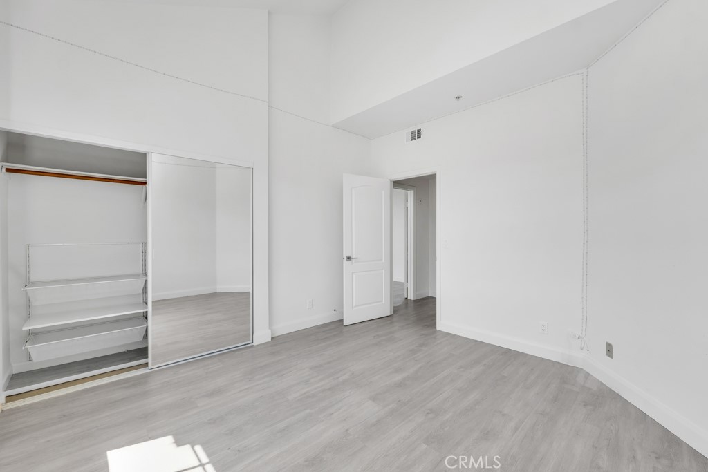 508 Glenwood Road Unit: 306