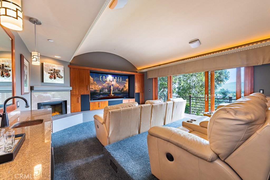 3820 Cody Road 
