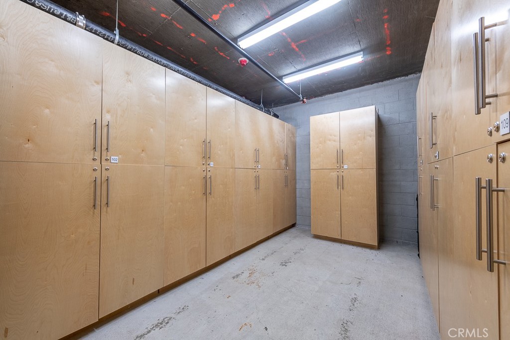 10648 Woodbridge Street Unit: 106