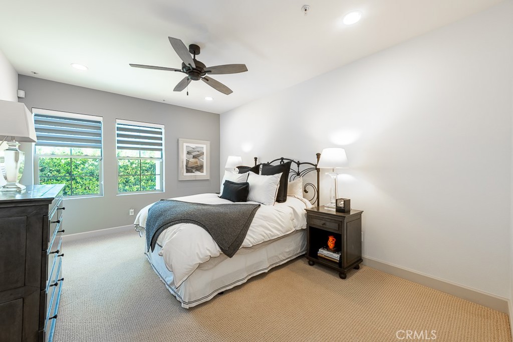 10648 Woodbridge Street Unit: 106