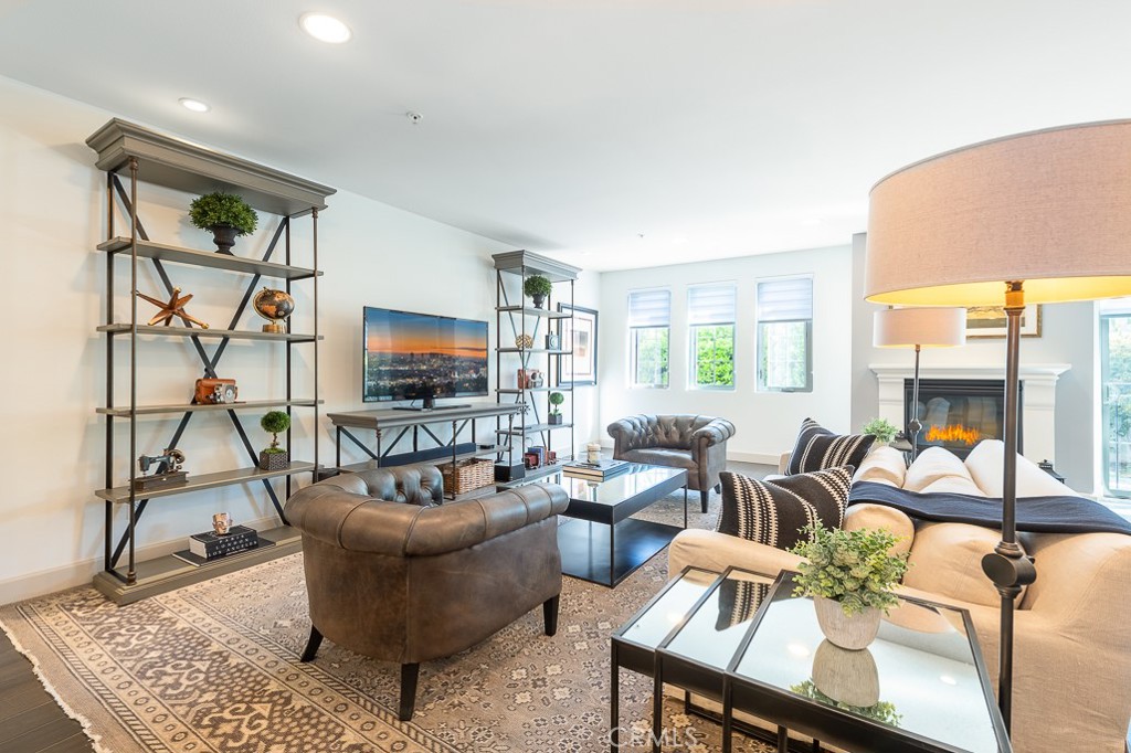 10648 Woodbridge Street Unit: 106