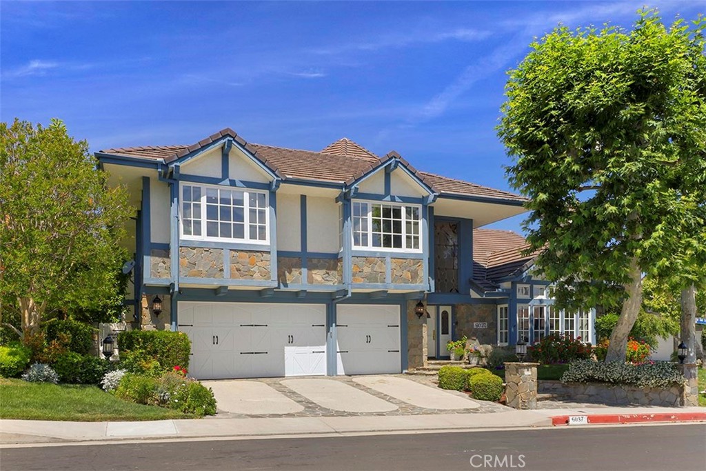6037 Little Oak Lane