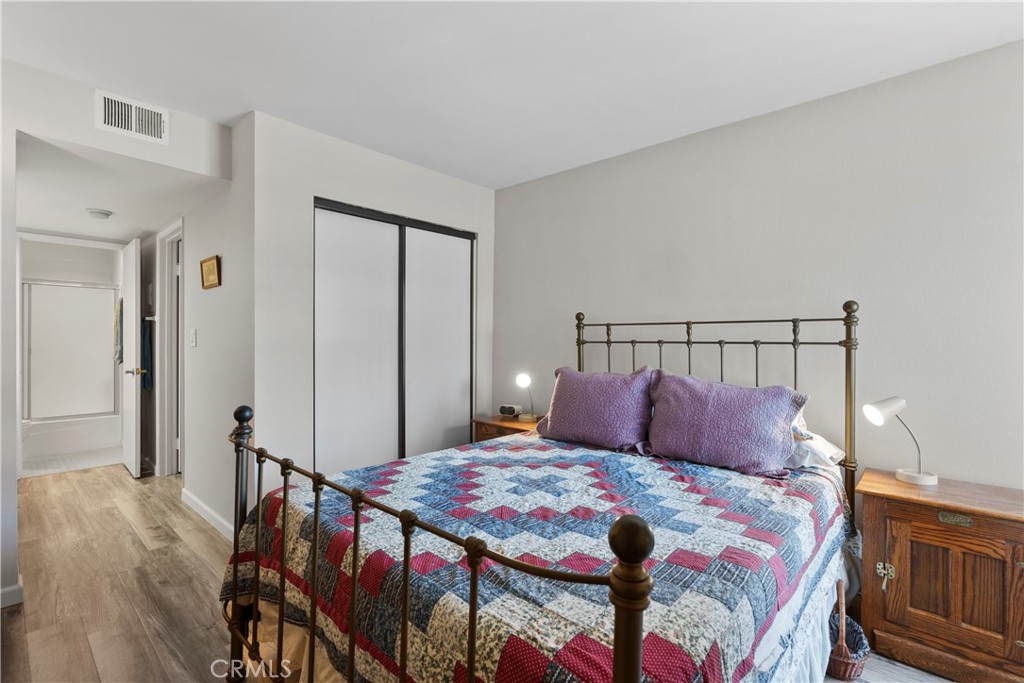 22100 Burbank Boulevard Unit: 263G 