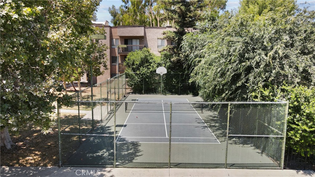 22100 Burbank Boulevard Unit: 263G 