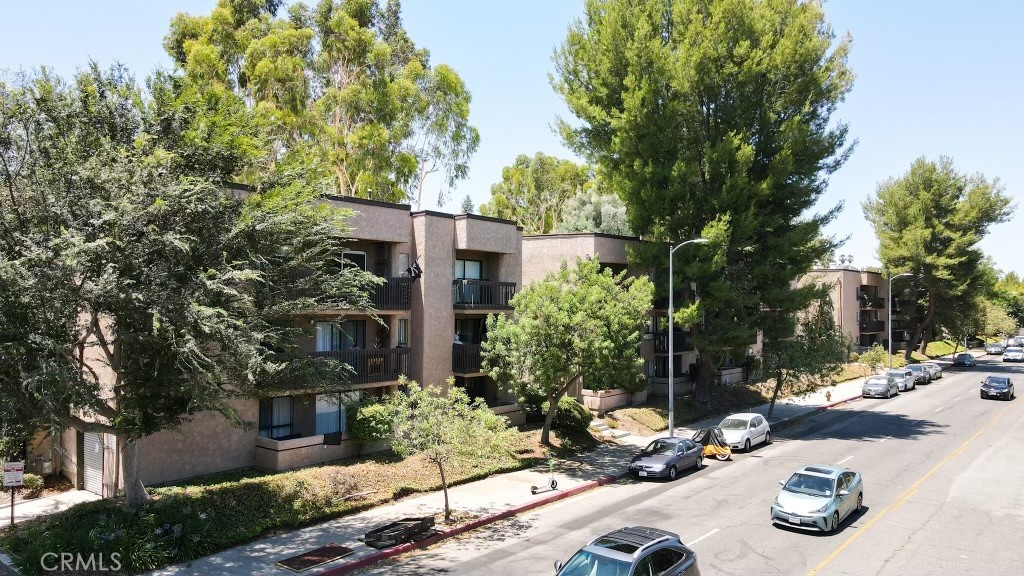 22100 Burbank Boulevard Unit: 263G 
