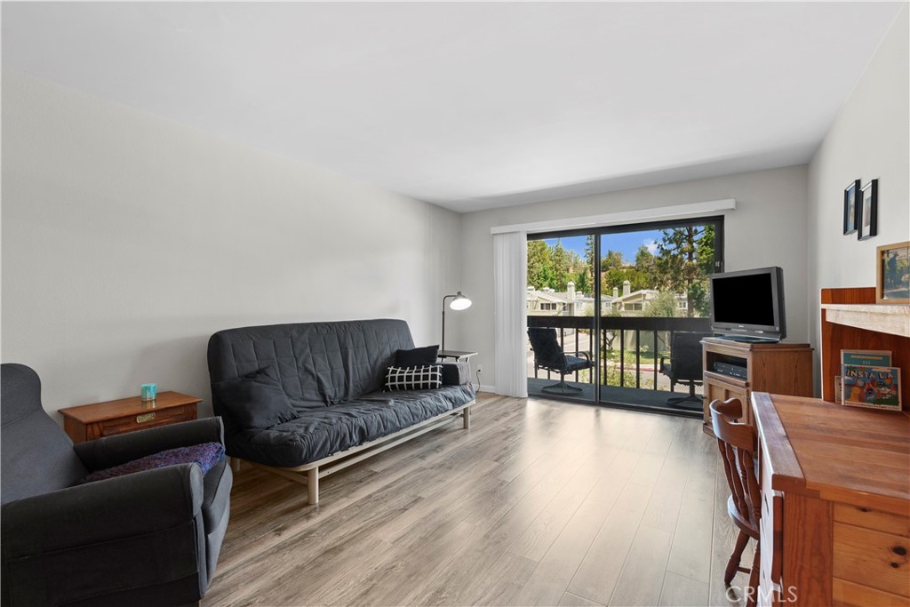 22100 Burbank Boulevard Unit: 263G 