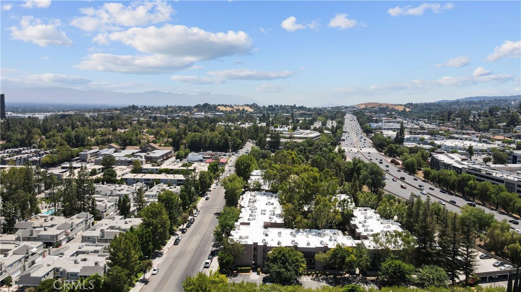 22100 Burbank Boulevard Unit: 263G 