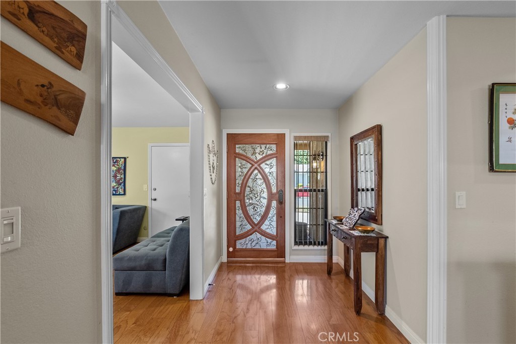25508 Via Pacifica