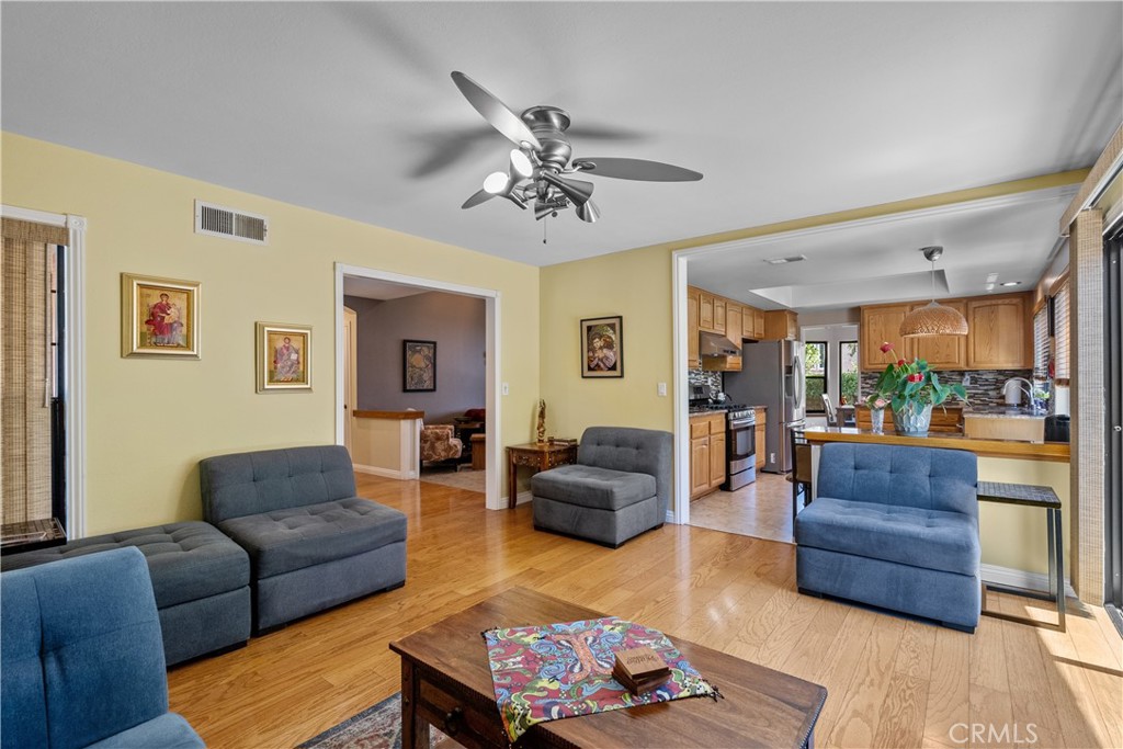 25508 Via Pacifica