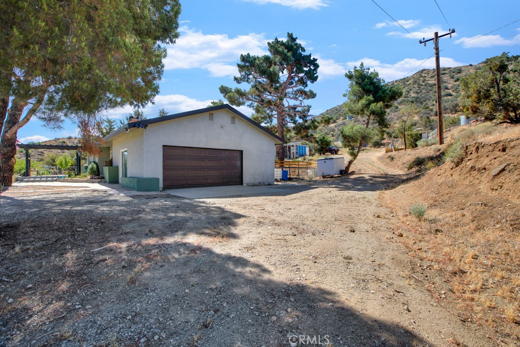 940 E Soledad Pass Road