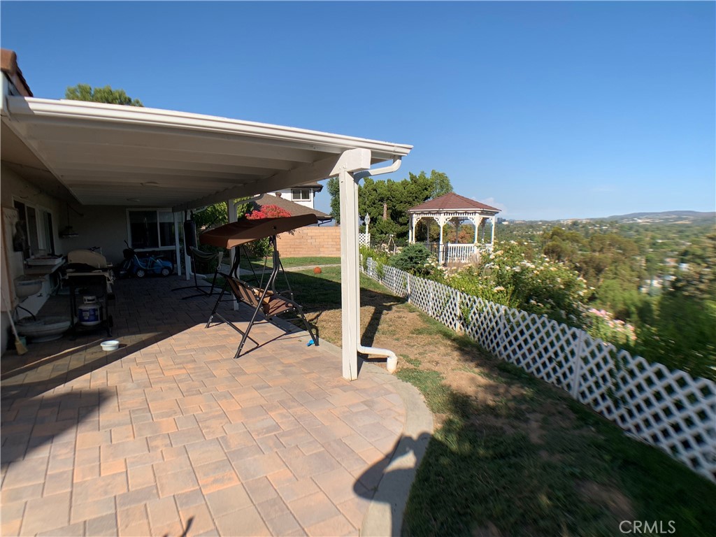 6422 Ellenview Avenue