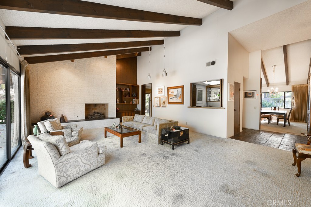 16245 Meadowridge Way