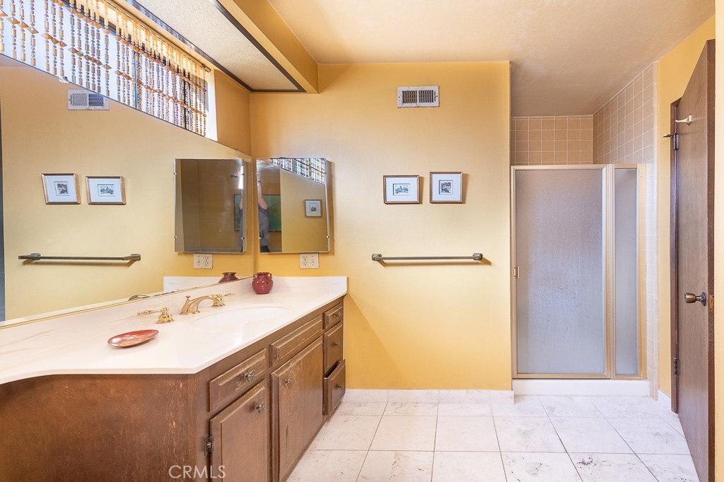 16245 Meadowridge Way