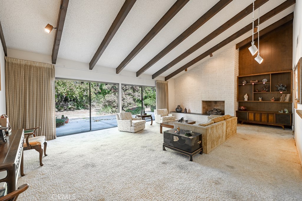 16245 Meadowridge Way
