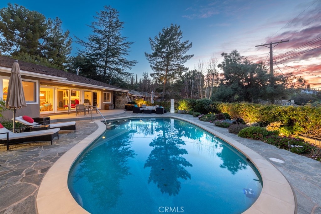 4310 Coronet Drive 