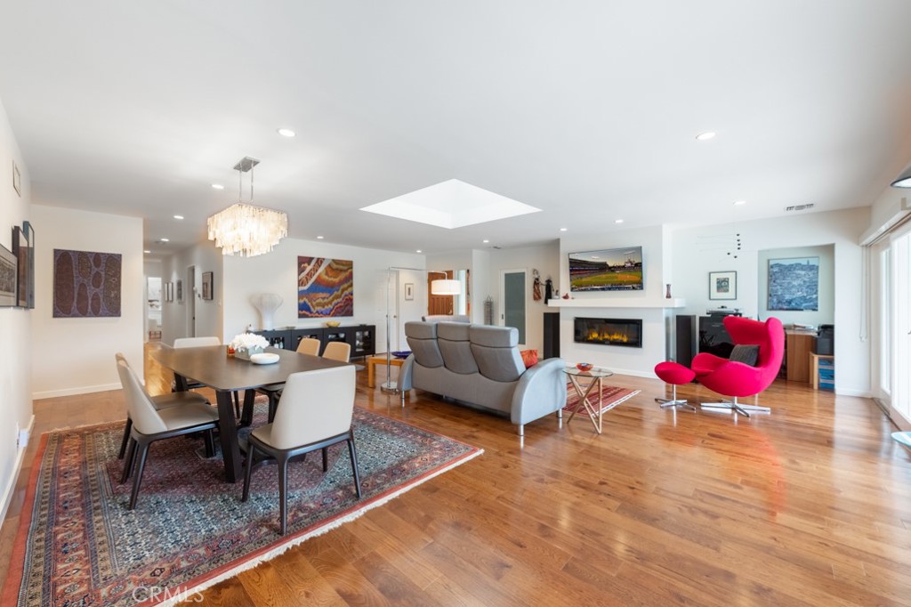 4310 Coronet Drive 
