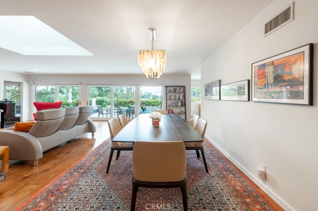 4310 Coronet Drive 