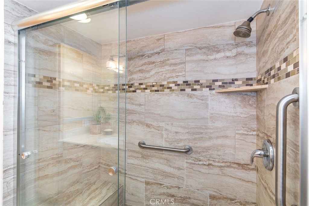 19208 Avenue Of The Oaks Unit: G