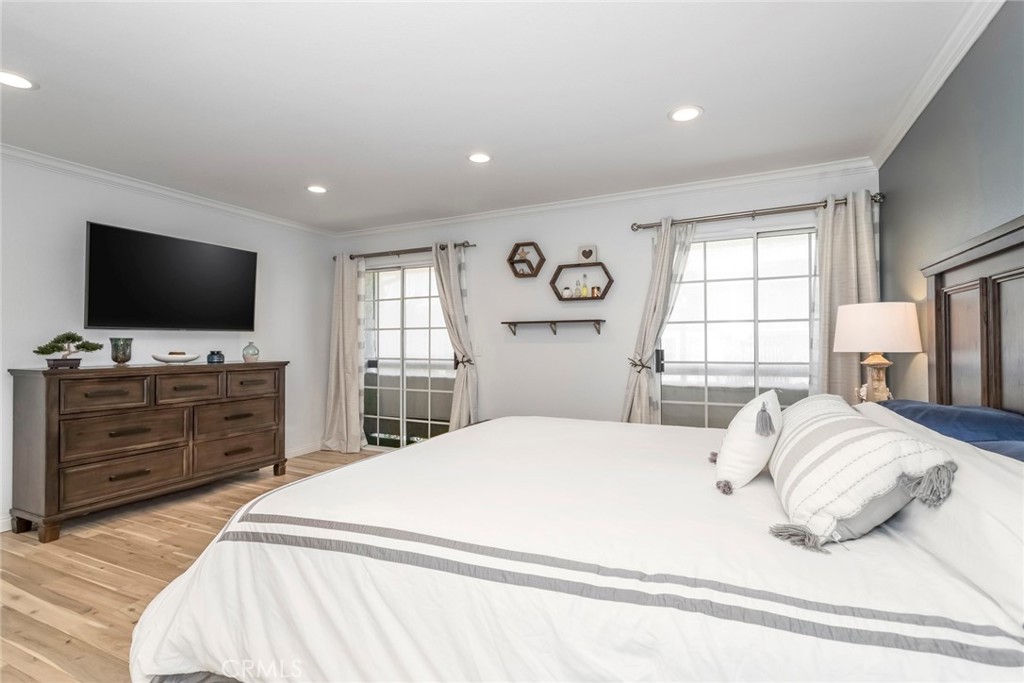 5230 Zelzah Avenue Unit: 14