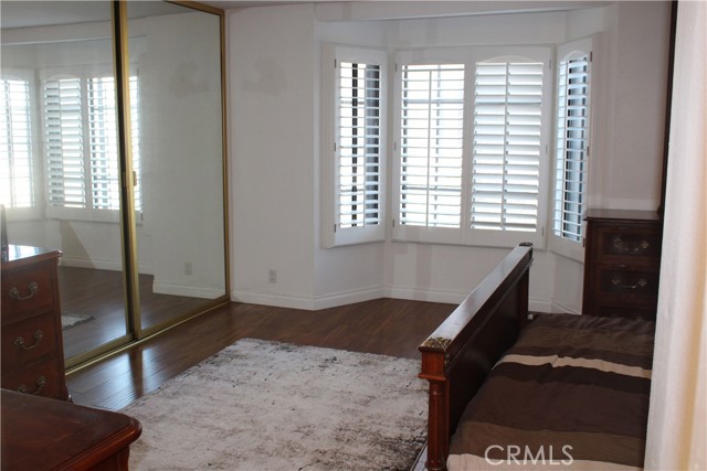 18324 Clark ST Unit: 202