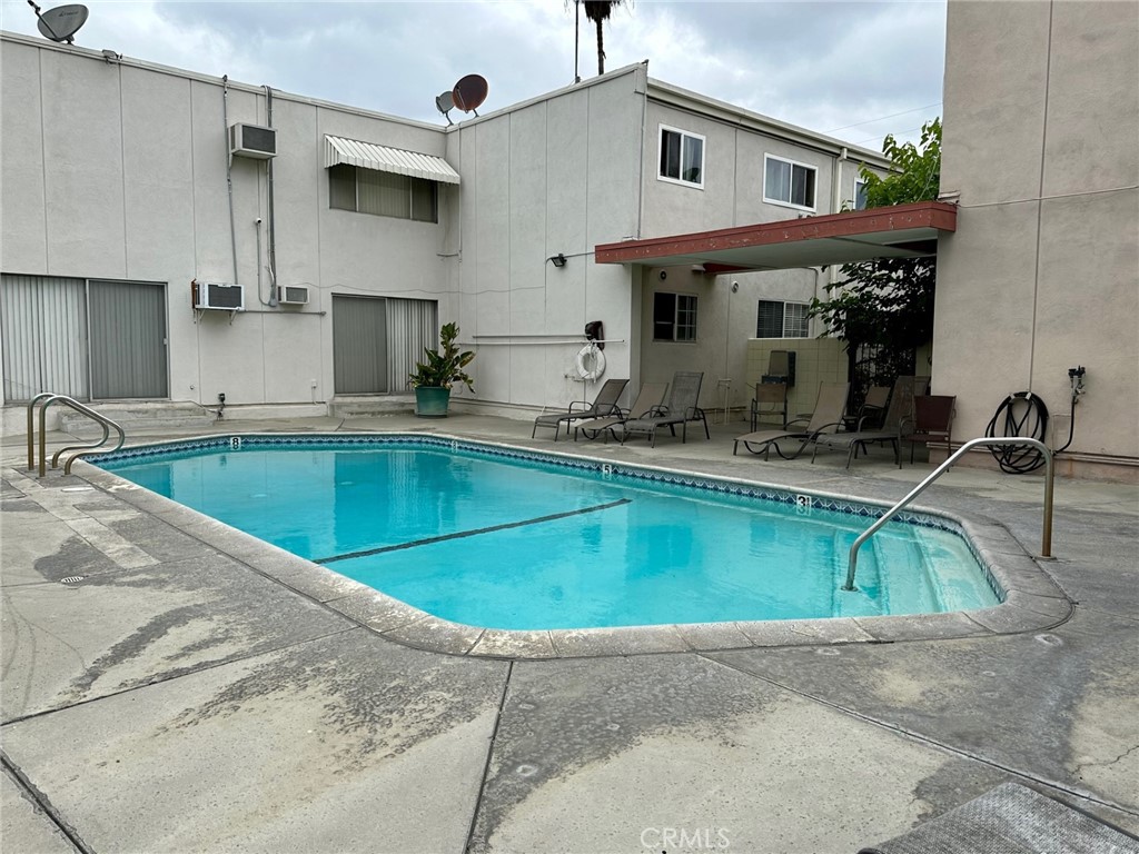 7139 Coldwater Canyon Avenue 17