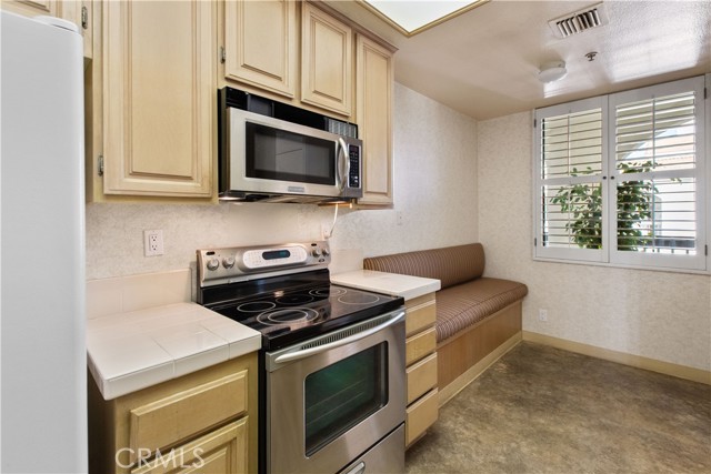 2131 Century Park LN Unit: 418