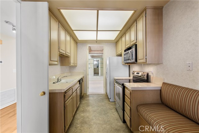 2131 Century Park LN Unit: 418