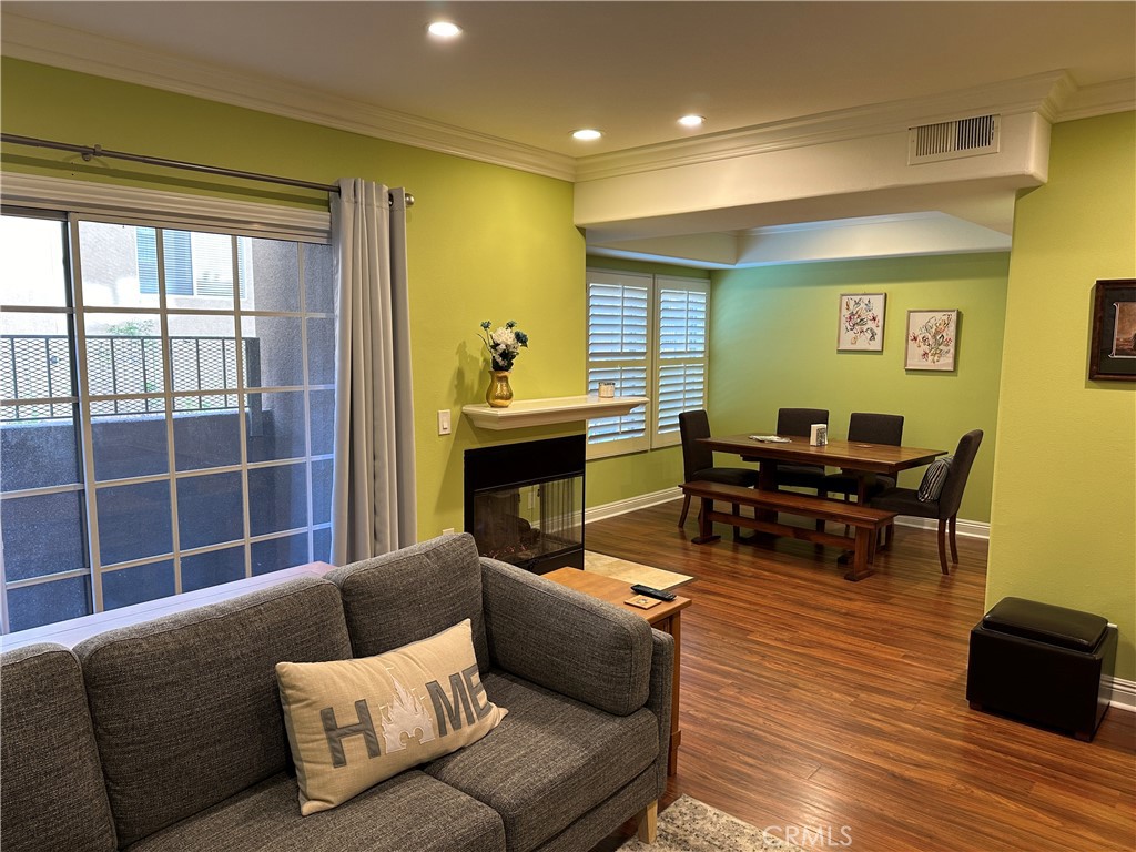 4259 106 Fulton Avenue 106