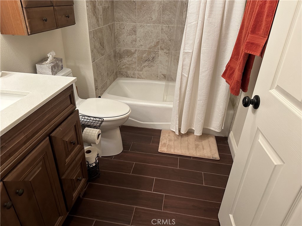 4259 106 Fulton Avenue 106