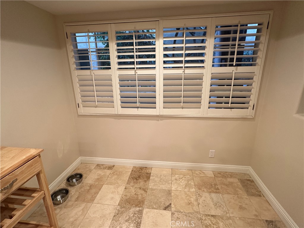 4259 106 Fulton Avenue 106