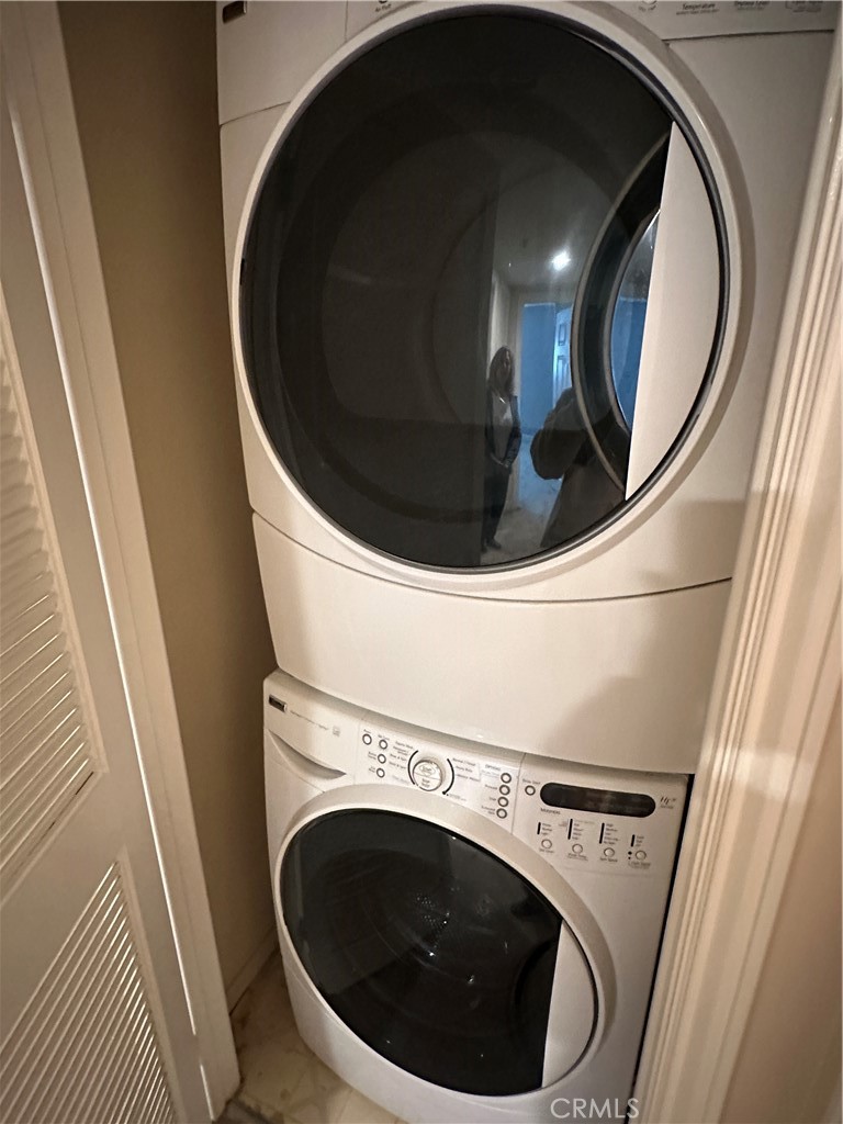 4259 106 Fulton Avenue 106