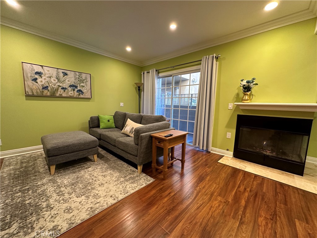 4259 106 Fulton Avenue 106