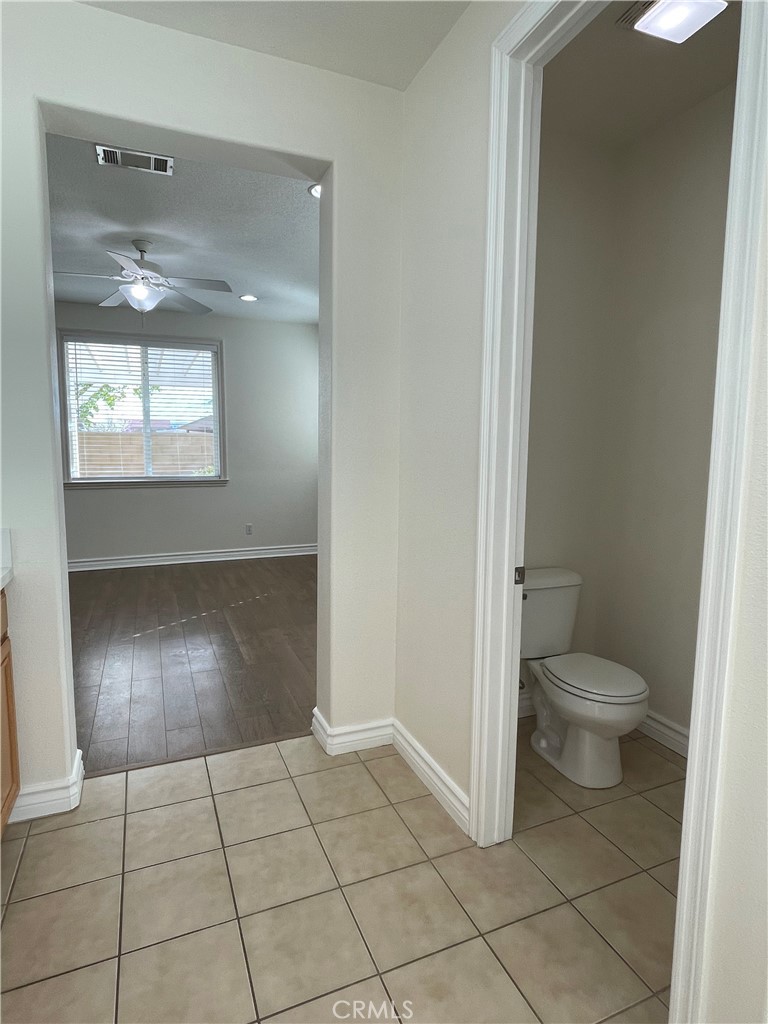 1712 W Lumber Street