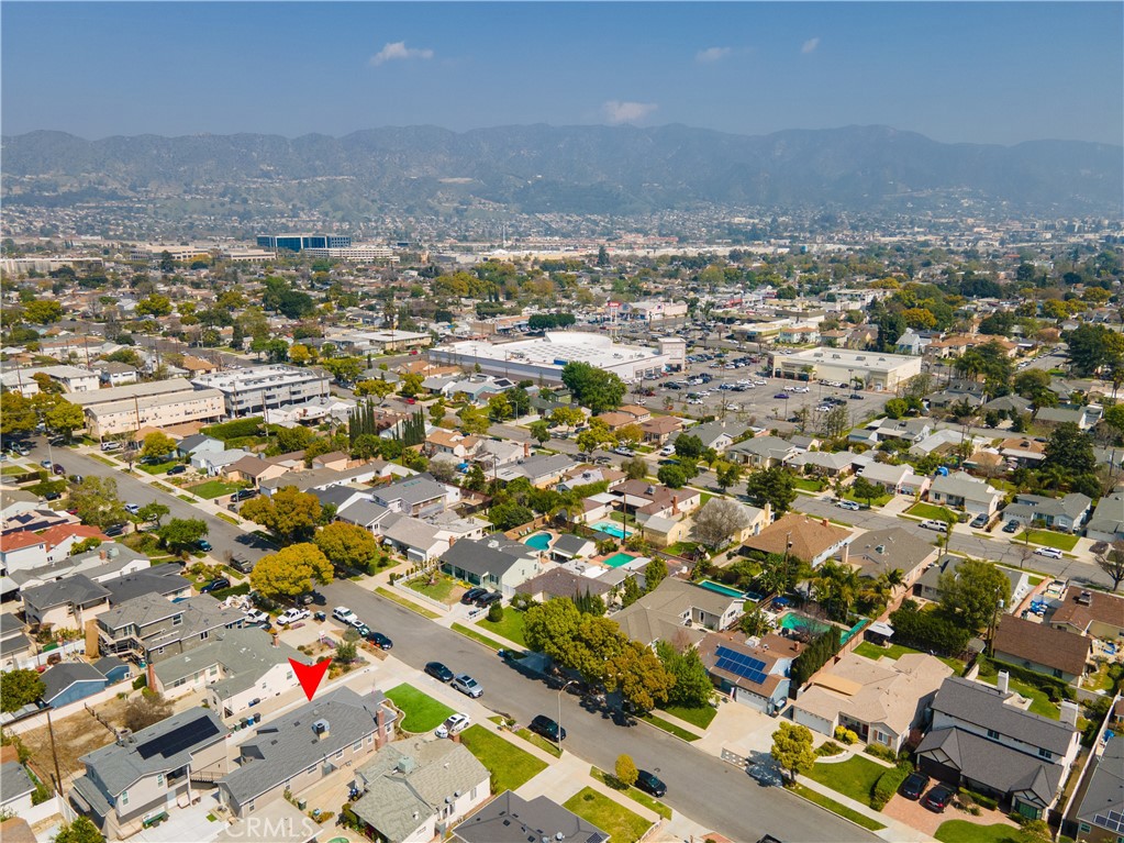 1451 N Catalina Street