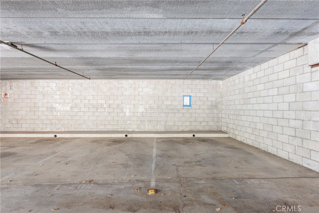 2533 Antonio Drive 202