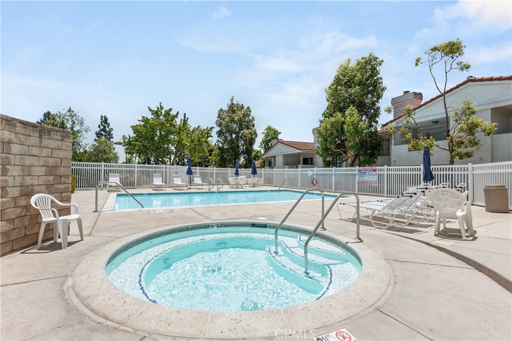 2533 Antonio Drive 202