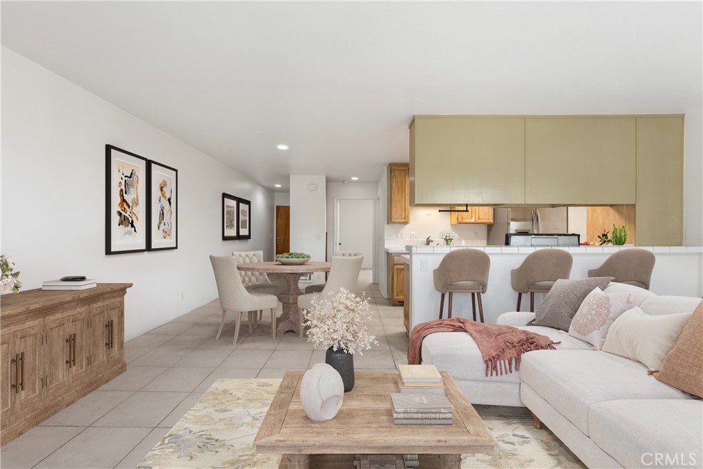 2533 Antonio Drive 202