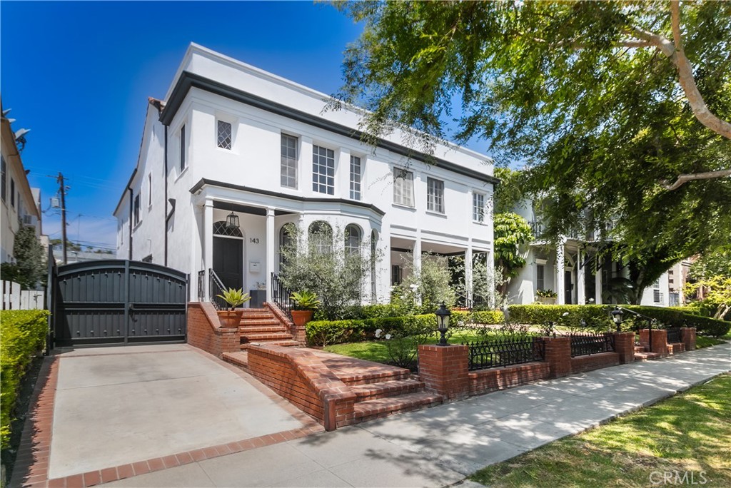 141 S Peck Drive