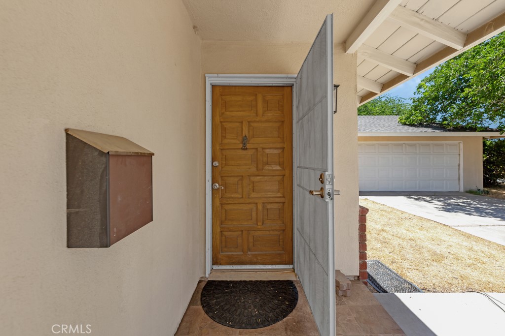 39041 Ocotillo Drive