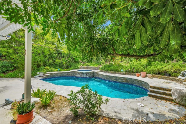 18500 Saint Moritz DR