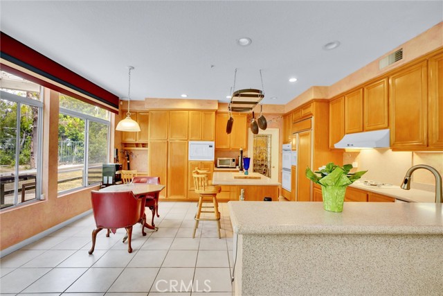 18500 Saint Moritz DR